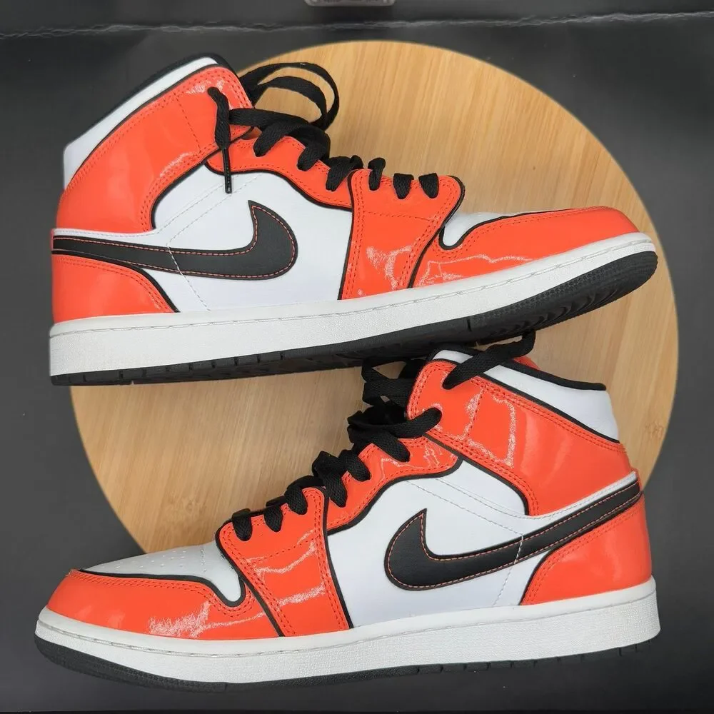Nike Jordan 1 Mid SE ‘Turf Orange’ Men's Size 10